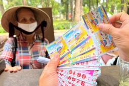 Vợ trúng vé số là tài sản riêng hay chung của 2 vợ chồng?