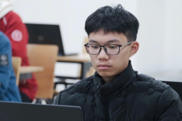 Hàng nghìn học sinh lớp 10, 11 thi đánh giá tư duy ĐH Bách khoa Hà Nội