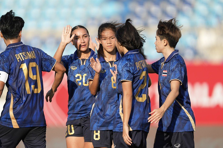 Trực tiếp bóng đá ĐT nữ Thái Lan - Indonesia: Suýt có bàn thứ ba (SEA Games) (Hết giờ) - 2
