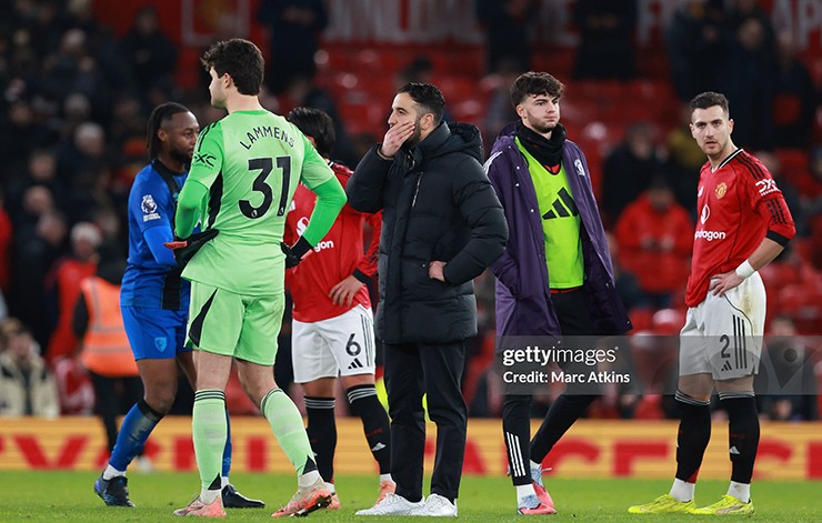 Ruben&nbsp;Amorim chịu áp lực lớn khi Man Utd thiếu ổn định
