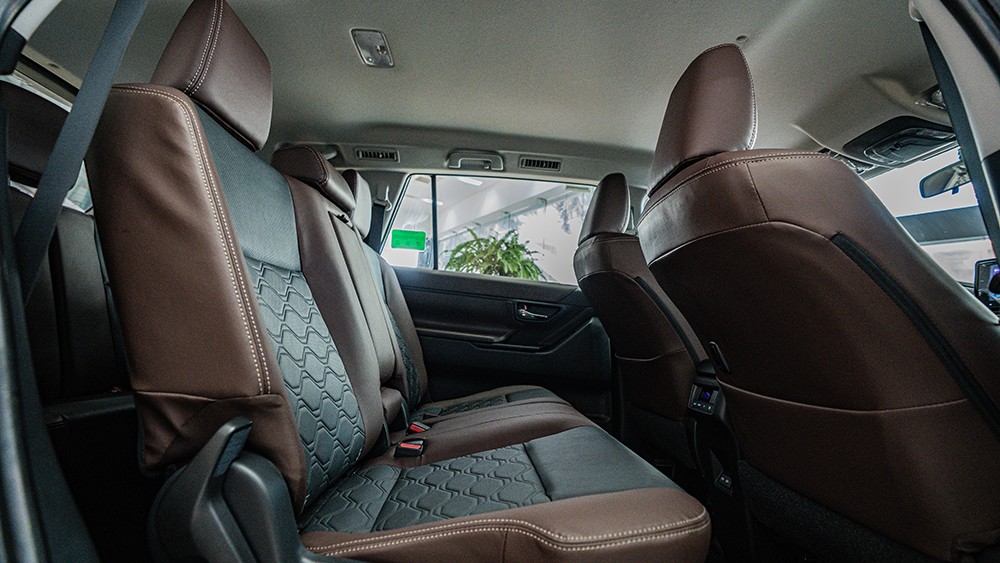 Toyota Innova Cross phiên bản G, mở lối tối ưu hiệu quả vận hành cho chủ xe dịch vụ - 2