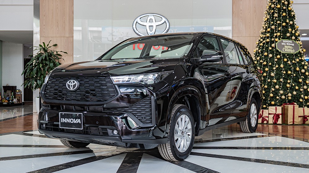 Toyota Innova Cross phiên bản G, mở lối tối ưu hiệu quả vận hành cho chủ xe dịch vụ - 1