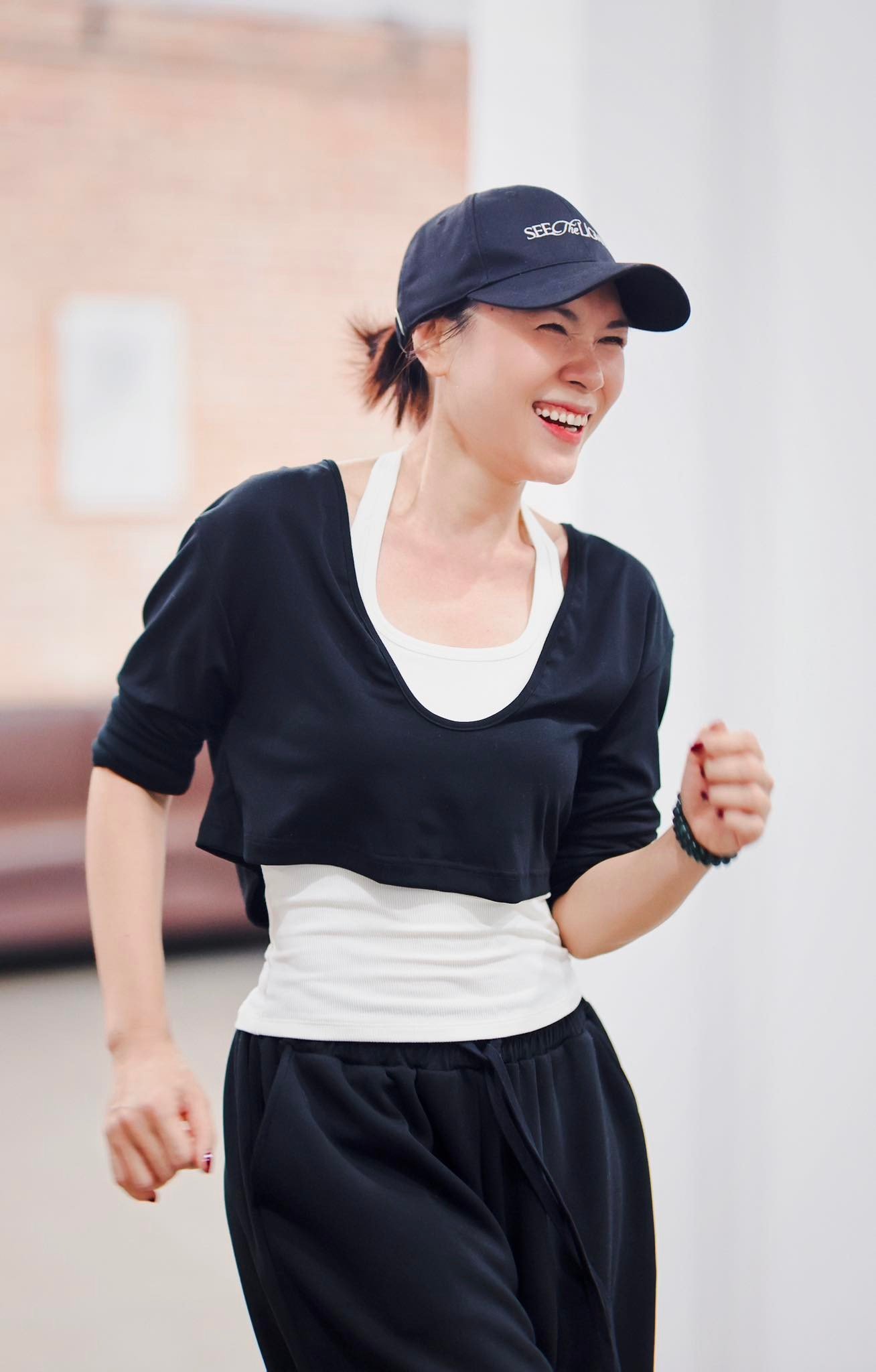 Không chỉ có sức hút trên sân khấu, những hình ảnh đời thường của Mỹ Tâm nhận được sự quan tâm của khán giả.