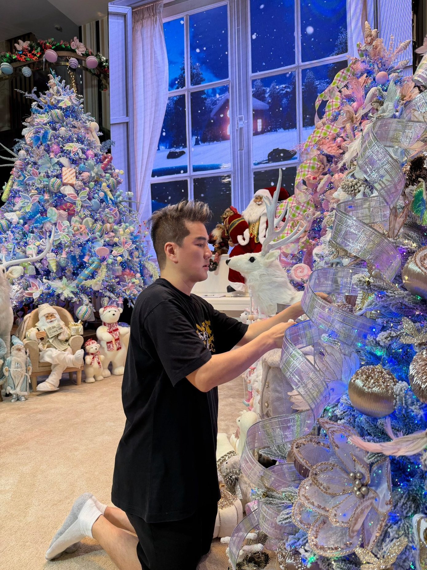 Biệt thự của Đàm Vĩnh Hưng có hai mặt tiền đường, được rao bán 115 tỷ đồng.