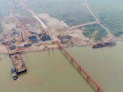 Cận cảnh công trường cầu Hồng Hà gần 10.000 tỷ đồng bắc qua sông Hồng