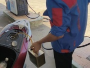 Khách bị rút lại xăng, dắt bộ do thanh toán chuyển khoản