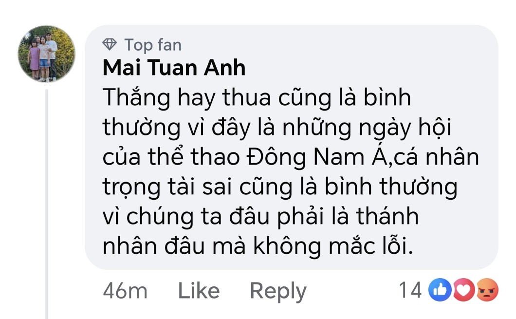 Bình luận của Facebooker Mai Tuan Anh: "Cá nhân trọng tài sai cũng là bình thường".