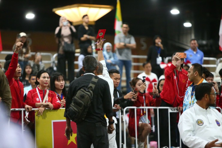 Trực tiếp SEA Games 33, đoàn Việt Nam thi đấu 17/12: "Cơn mưa vàng", Muay lập công lớn - 36