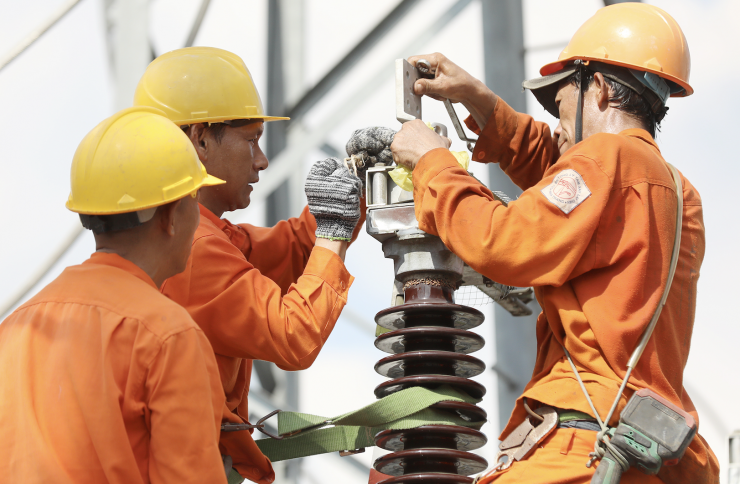 Bộ Công Thương đề xuất vận hành thị trường bán lẻ điện cạnh tranh từ năm 2027. Ảnh: Hoàng Giám