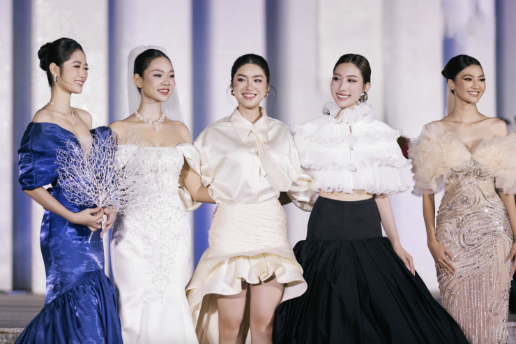 BTC công bố top 5 đề cử cho giải thưởng Người đẹp thời trang gồm: Nguyễn Đào Tuyên Dương, Nguyễn Lan Nhi, Huỳnh Bích Thoại, Ngô Thị Kiều Anh và Phan Phương Oanh.