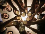 Họp lớp 18 năm, tôi nhận ra 3 sự thật cay đắng về cách sống của người trưởng thành