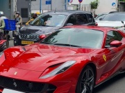 Siêu xe Ferrari 812 GTS sơn đỏ độc nhất Việt Nam giá 26 tỷ dạo phố Sài Gòn