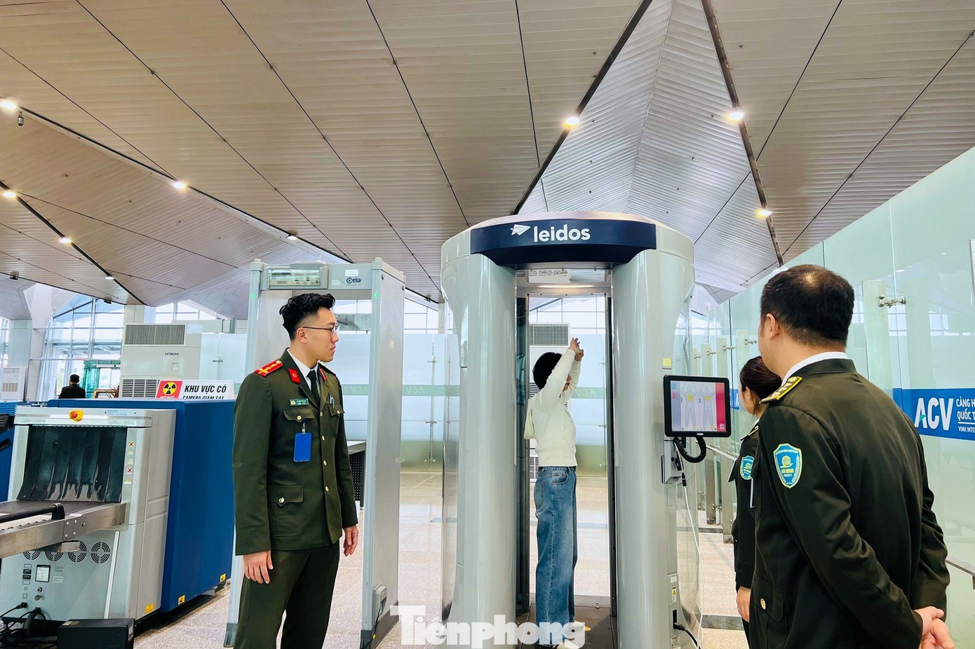 Sân bay Vinh trước giờ G - 7