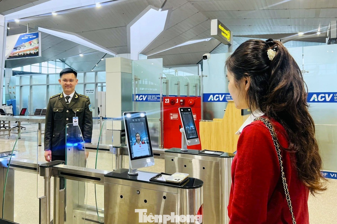 Sân bay Vinh trước giờ G - 8