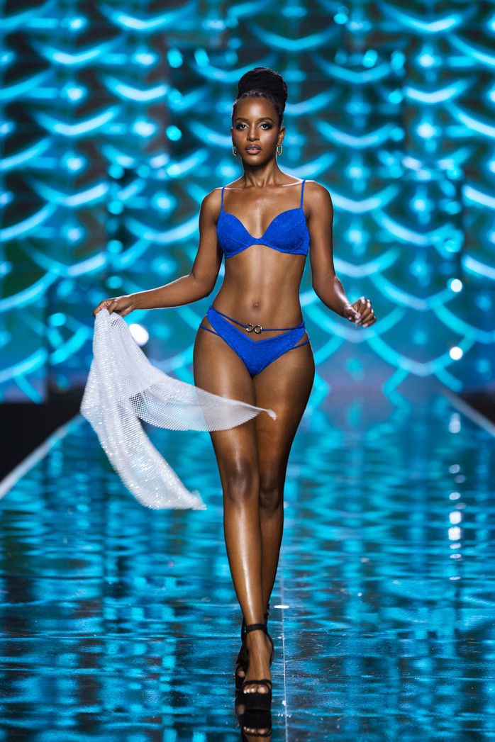 Những màn trình diễn bikini đẹp mắt