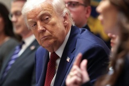 Ông Trump “ra điều kiện” chọn Chủ tịch Fed: Hạ lãi suất mạnh tay