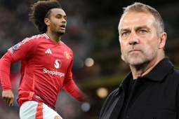 MU đón tin vui từ Zirkzee, Flick tìm ra "gián điệp" trong phòng thay đồ của Barca (Clip tin nóng)