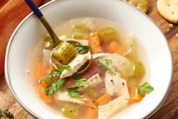 5 lý do nên ăn một bát súp gà vào buổi tối mùa đông