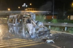 Cảnh sát nêu điểm bất thường vụ xe cứu thương húc đuôi xe đầu kéo khiến 3 người chết