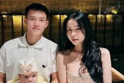 2 năm yêu xa hơn 1.700km, tiền đạo U22 Việt Nam cưới được vợ xinh