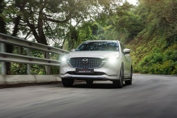 Giá xe Mazda CX-8 lăn bánh tháng 12/2025