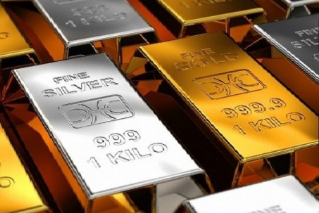Giá vàng và bạc bứt phá: Kim loại nào đang hút tiền mạnh hơn?