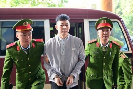 Cựu Chủ tịch Tập đoàn Thuận An Nguyễn Duy Hưng và đồng phạm hầu toà