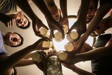 Họp lớp 18 năm, tôi nhận ra 3 sự thật cay đắng về cách sống của người trưởng thành