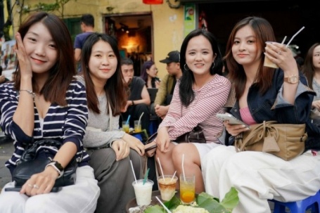 Hà Nội vào top 6 thành phố có chi phí vui chơi rẻ nhất thế giới