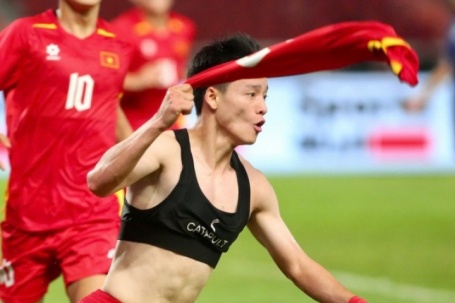 Điều ít biết về cầu thủ ghi bàn quý như vàng giúp U22 Việt Nam vô địch SEA Games 33