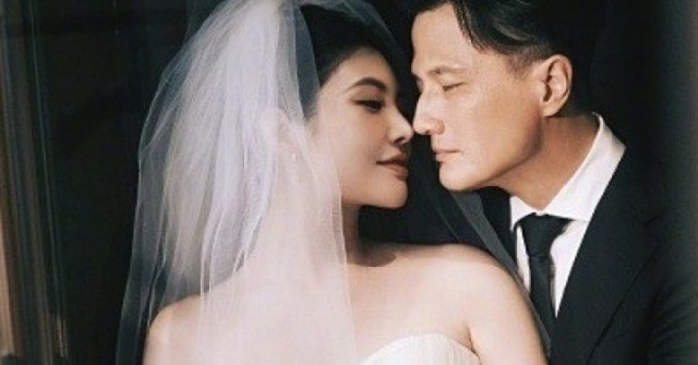 Ảnh cưới của "bom sex" Từ Đông Đông