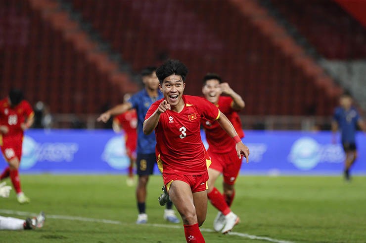 Trực tiếp bóng đá U22 Việt Nam - U22 Thái Lan: "Những ngôi sao vàng" đăng quang!!! (Hết giờ) - 12