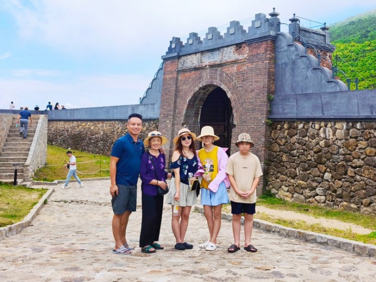 Gia đình anh Ngọc Anh quyết định "di cư" vào Đà Nẵng.