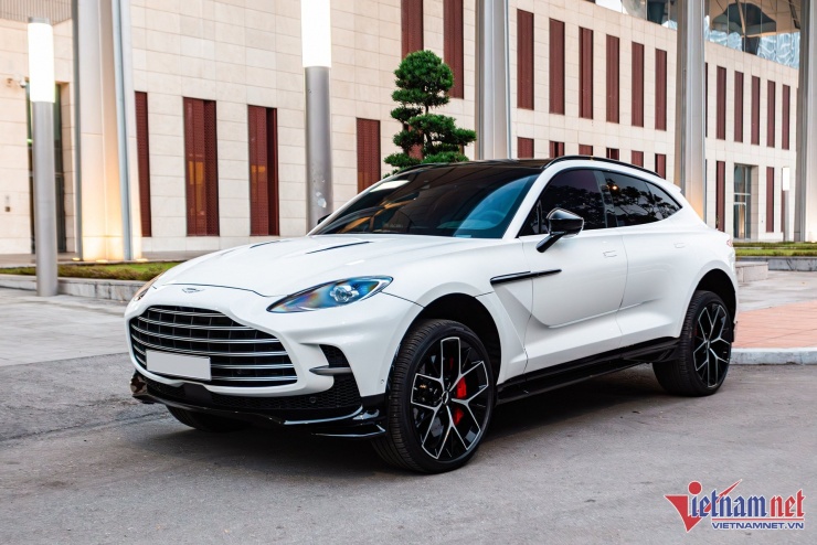 Dàn siêu xe trăm tỷ trong đám cưới của con gái doanh nhân ngành ô tô - 7