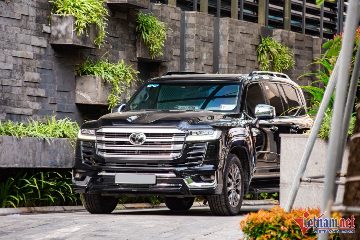 Dàn siêu xe trăm tỷ trong đám cưới của con gái doanh nhân ngành ô tô - 8