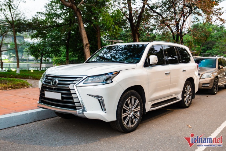 Dàn siêu xe trăm tỷ trong đám cưới của con gái doanh nhân ngành ô tô - 22