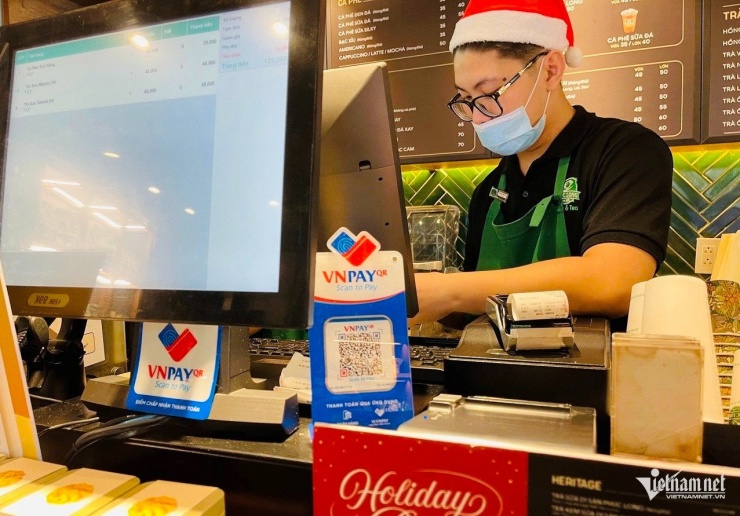 Chuyên gia cho rằng, hộ kinh doanh phải kê khai mọi tài khoản liên quan đến kinh doanh là cần thiết. Ảnh: Nguyễn Lê