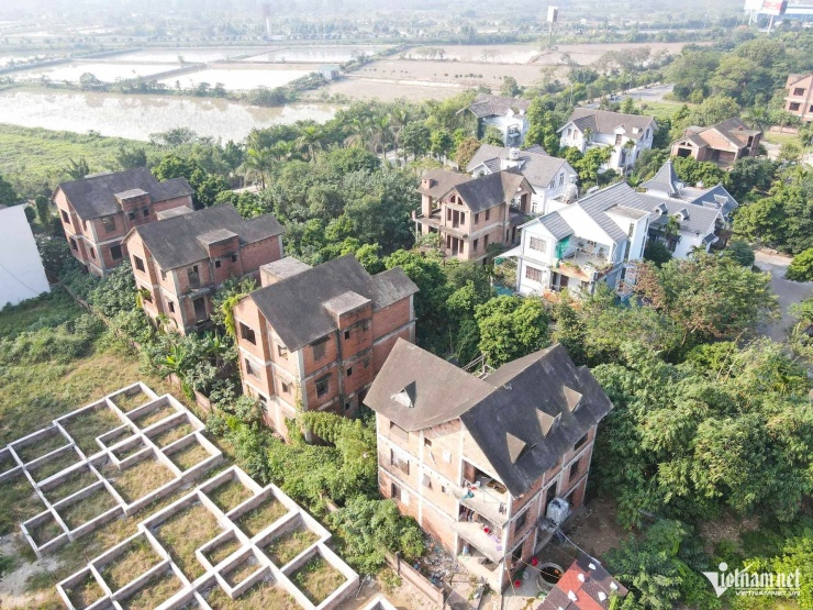 Khu đô thị Nam Từ Sơn sau hơn 20 năm triển khai vẫn trong tình trạng hoang hóa.