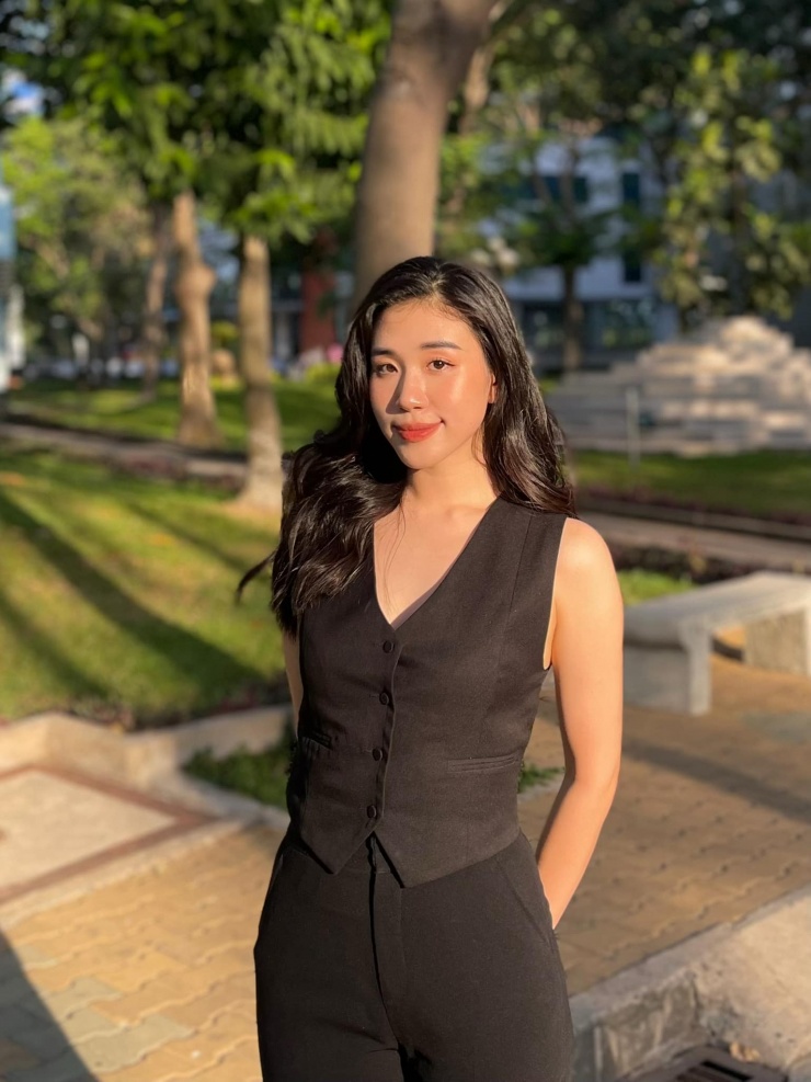 Nhan sắc đời thường của nữ sinh quê Hà Tĩnh