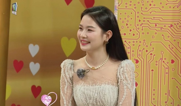 Tuyết Ngân trên sóng Vợ chồng son. Ảnh cắt từ clip&nbsp;
