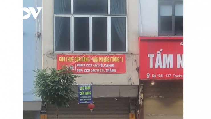 Trả mặt bằng hàng loạt tại Hà Nội, nhiều hộ kinh doanh nhỏ đang rút lui - 4