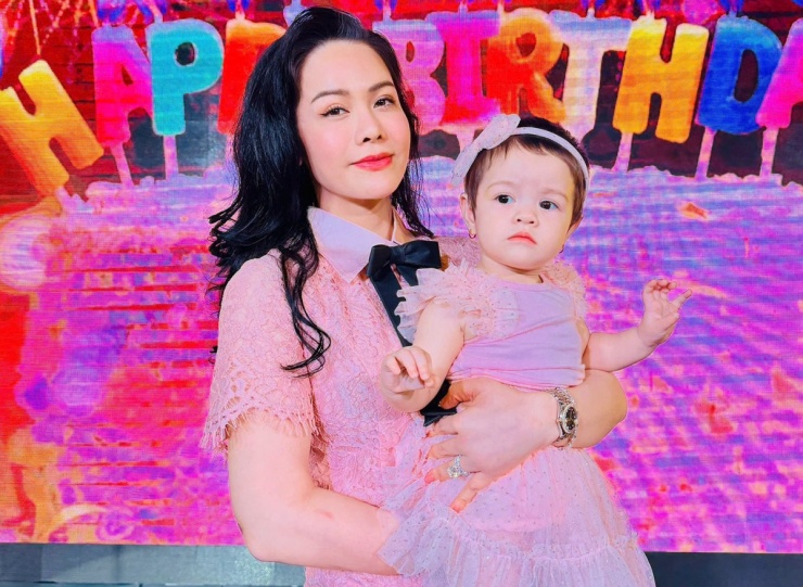 Ba 'mẹ bỉm' Nhật Kim Anh, Thanh Trúc, Kha Ly đọ sắc vóc - 2