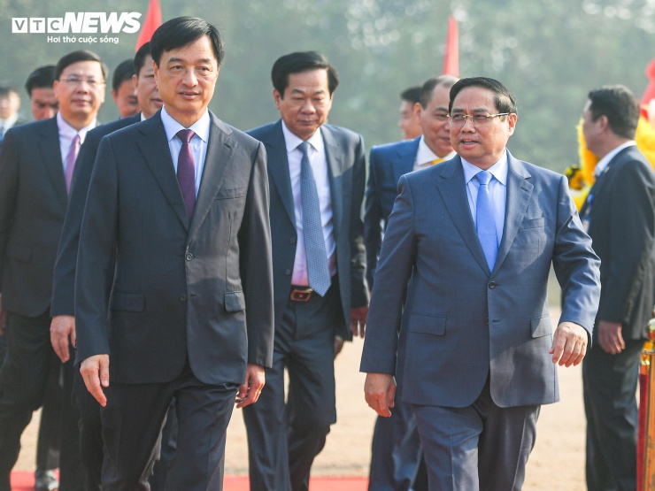 Tại điểm cầu trung tâm, Thủ tướng Phạm Minh Chính, Bí thư Thành ủy Hà Nội Nguyễn Duy Ngọc dự Lễ khởi công dự án đầu tư xây dựng Khu đô thị thể thao Olympic (xã Thượng Phúc, Hà Nội).