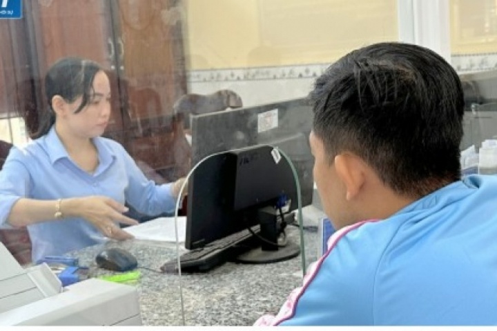 Xây dựng chính quyền cơ sở gần dân, sát dân