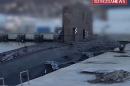 Thông tin mới về tàu ngầm Nga bị xuồng tự sát Ukraine đánh trúng