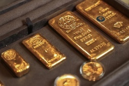 Thêm một dự báo mới về giá vàng gây bất ngờ