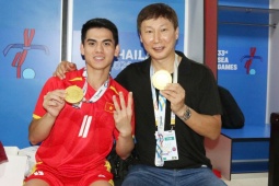 HLV Kim Sang Sik: “Tinh thần không bỏ cuộc đã mang về HCV cho U22 Việt Nam”