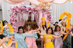 Phân cảnh đám cưới thiếu gia tỷ phú Ấn Độ và nữ nghệ sĩ Việt Nam