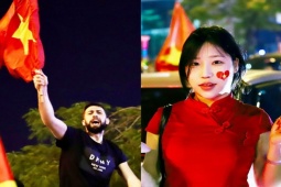 Nhìn lại những hình ảnh đẹp trong đêm người dân Hà Nội mừng tuyển U22 Việt Nam vô địch SEA Games