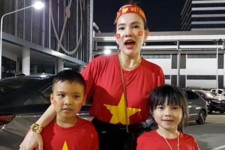 Những chia sẻ cảm xúc vỡ òa của người hâm mộ Việt Nam sau màn ngược dòng phi thường